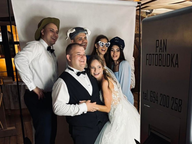 pan-fotobudka zdjęcie prezentacji gdzie wesele