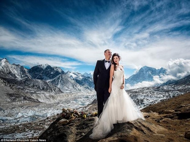para-wziela-slub-na-mount-everest-zobacz-ich-przepiekna-sesje-slubna
