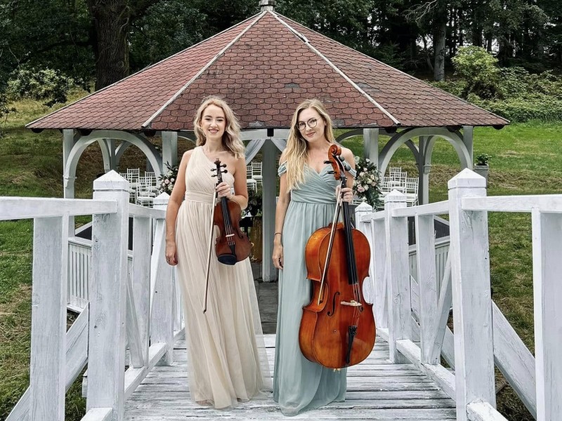 patrycja-polanska-oprawa-muzyczna zdjęcie prezentacji gdzie wesele