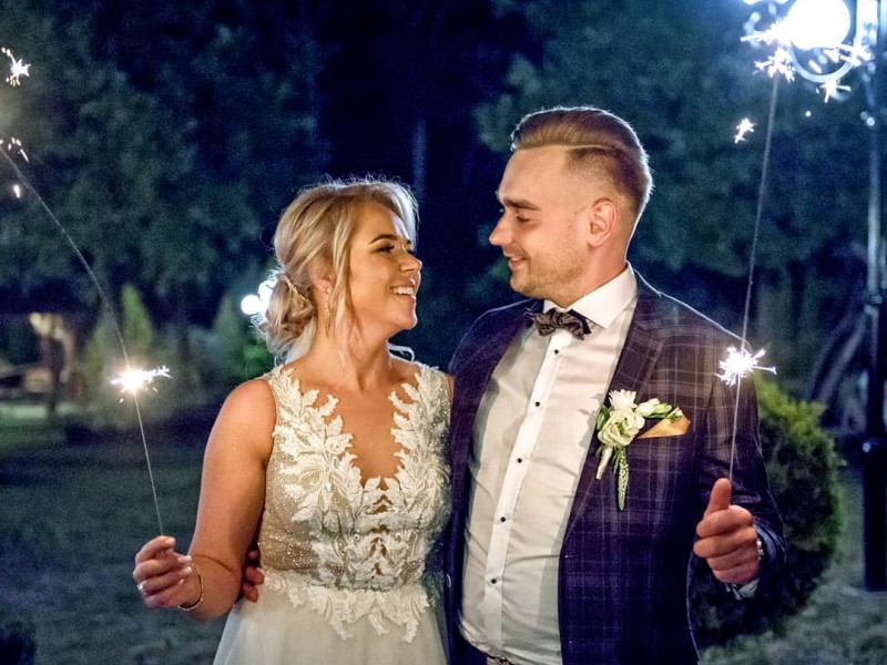 recordmedia-wideofilmowanie-i-fotografia zdjęcie prezentacji gdzie wesele