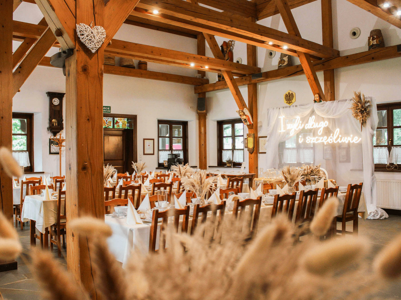 restauracja-bartna-chata zdjęcie prezentacji gdzie wesele