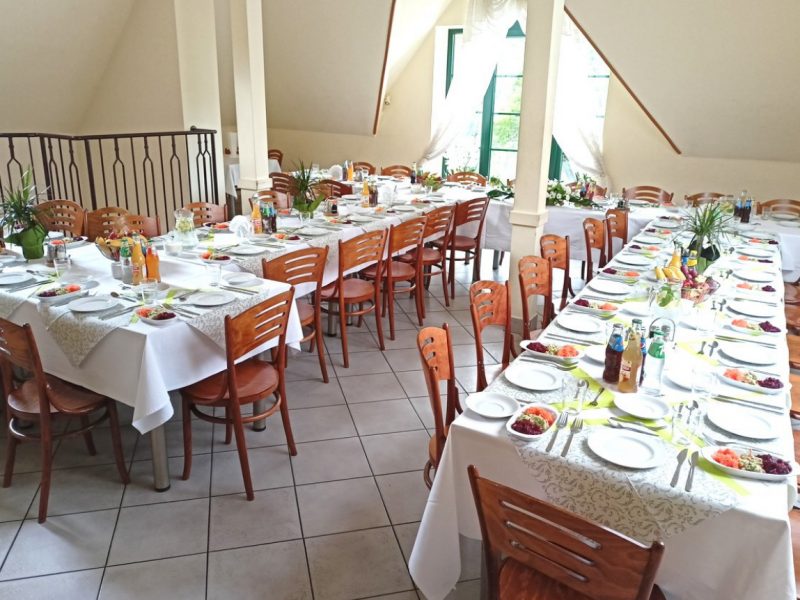 restauracja-przy-rogatce zdjęcie prezentacji gdzie wesele