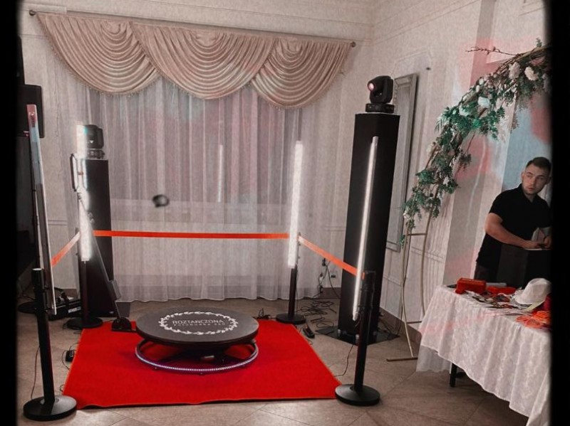 roztanczonafotobudka360 zdjęcie prezentacji gdzie wesele