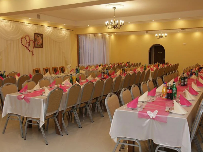 sala-weselna-romantyczna zdjęcie prezentacji gdzie wesele