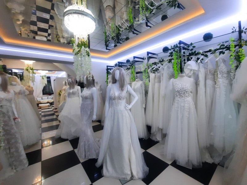 salon-sukien-slubnych-ophelia zdjęcie prezentacji gdzie wesele