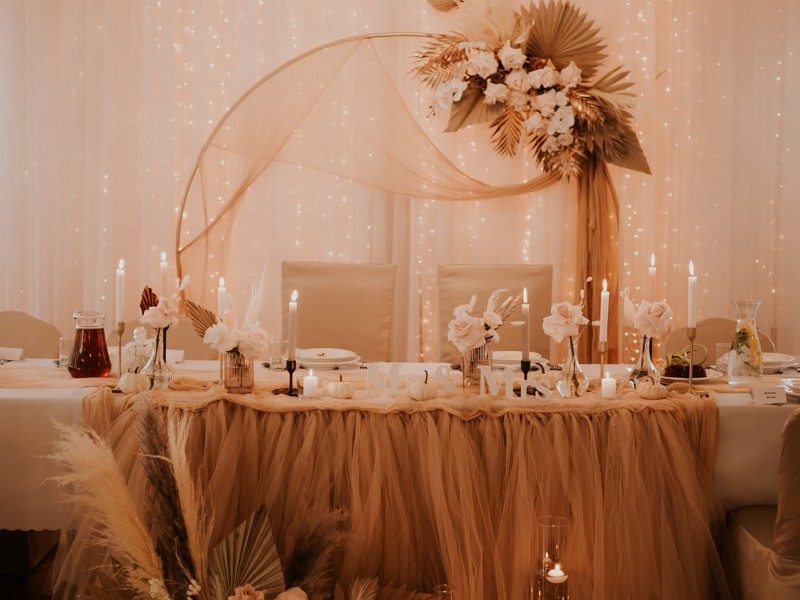 siostry-dekoruja-kompleksowa-dekoracja-wesela zdjęcie prezentacji gdzie wesele