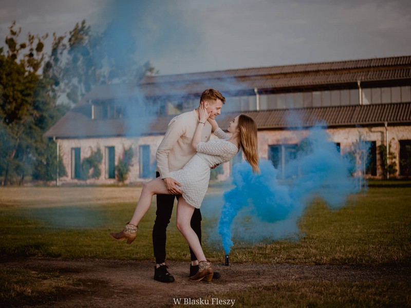 w-blasku-fleszy-maksymilian-flegel zdjęcie prezentacji gdzie wesele