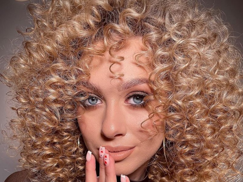 winiarska-bridalhair zdjęcie prezentacji gdzie wesele