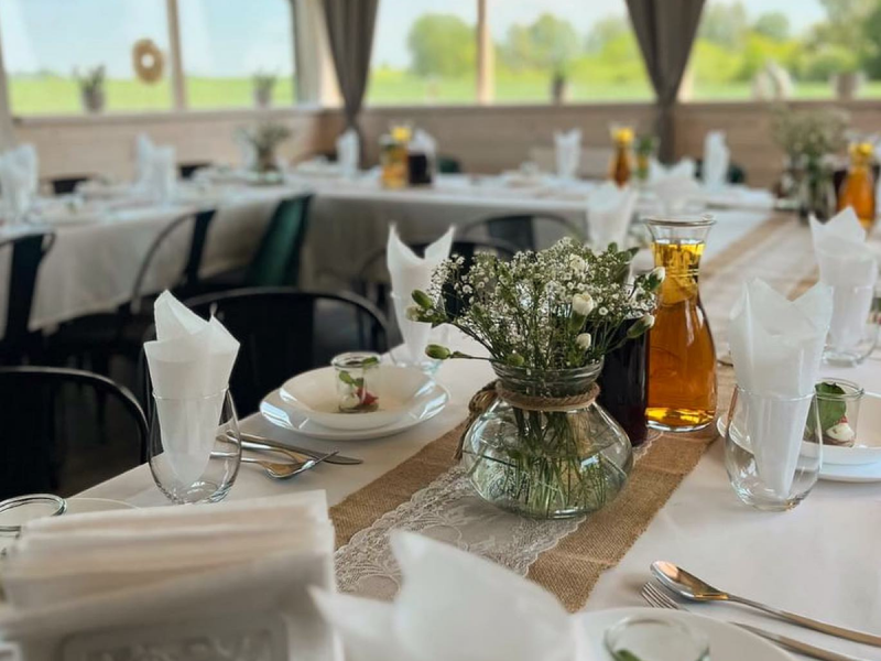 zajazd-na-prostej-drivebar zdjęcie prezentacji gdzie wesele