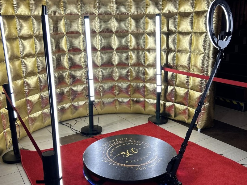 zakrecony-wieczor-360-fotobudka-360 zdjęcie prezentacji gdzie wesele