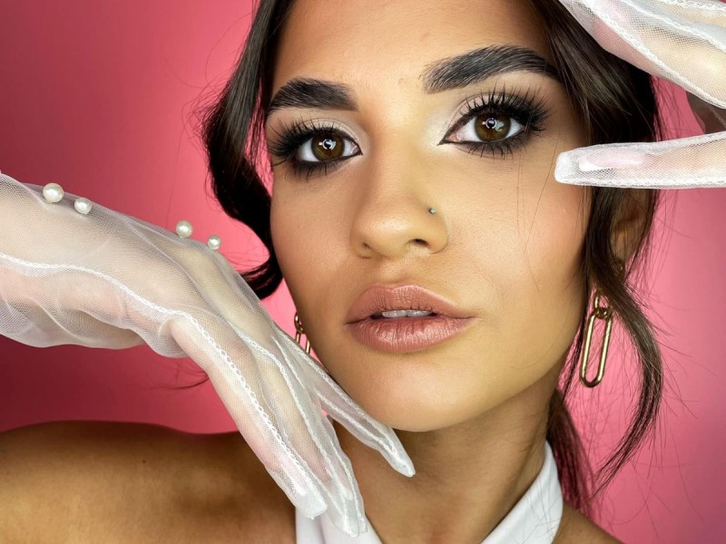 zaneta-kozlowska-make-up-beauty zdjęcie prezentacji gdzie wesele