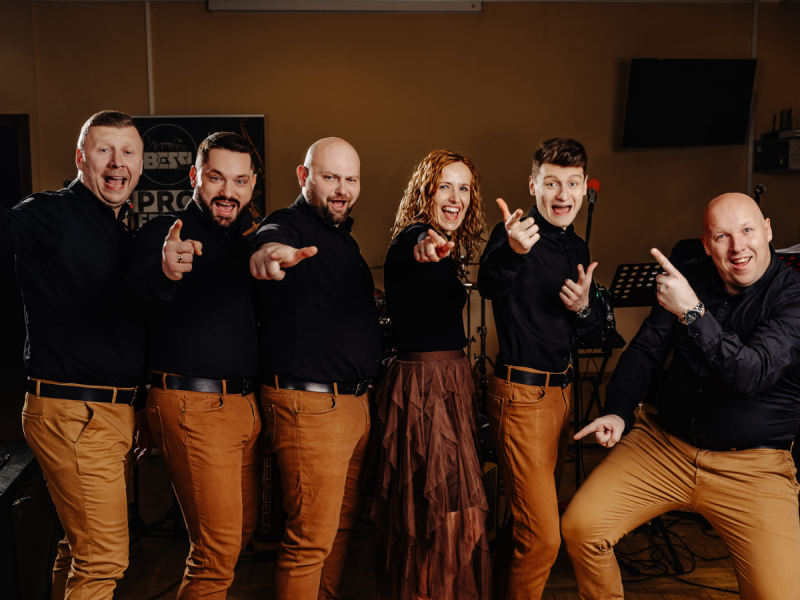 zespol-muzyczny-bessi-band zdjęcie prezentacji gdzie wesele