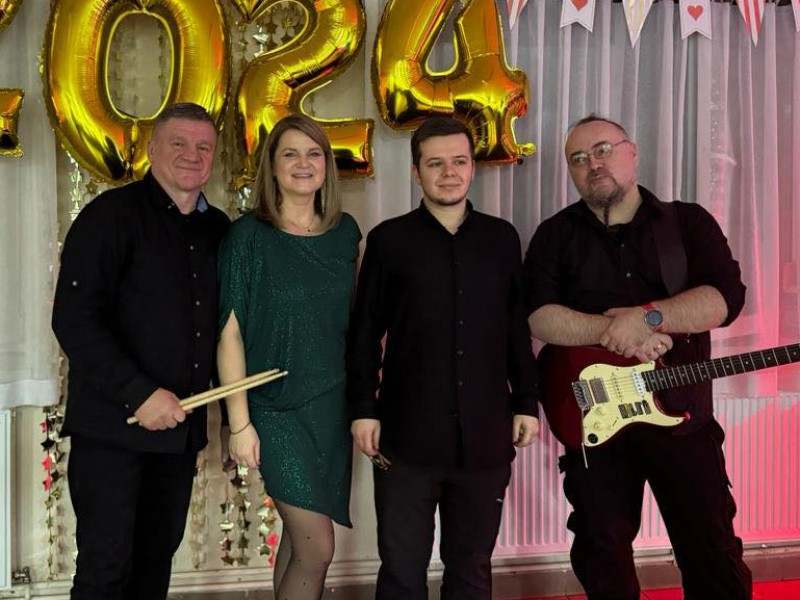 zespol-muzyczny-kryters zdjęcie prezentacji gdzie wesele