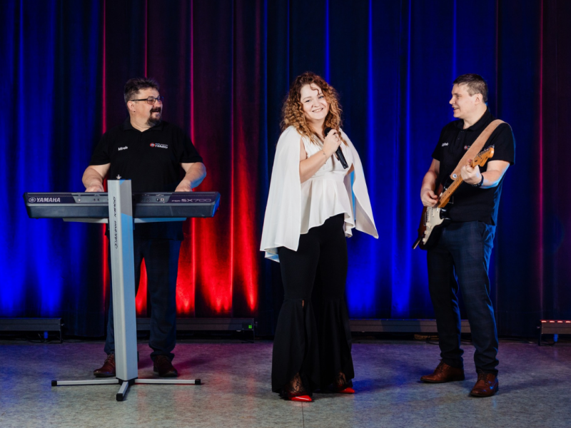 zespol-muzyczny-travers zdjęcie prezentacji gdzie wesele